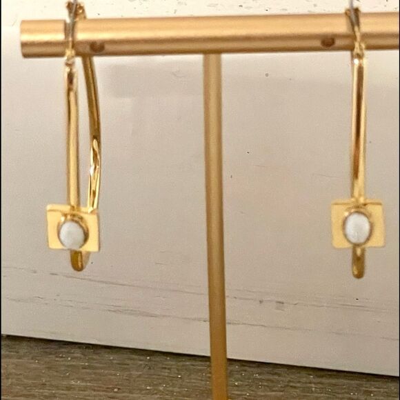 Trina Turk gold tone teardrop loop earrings - Picture 2 of 11